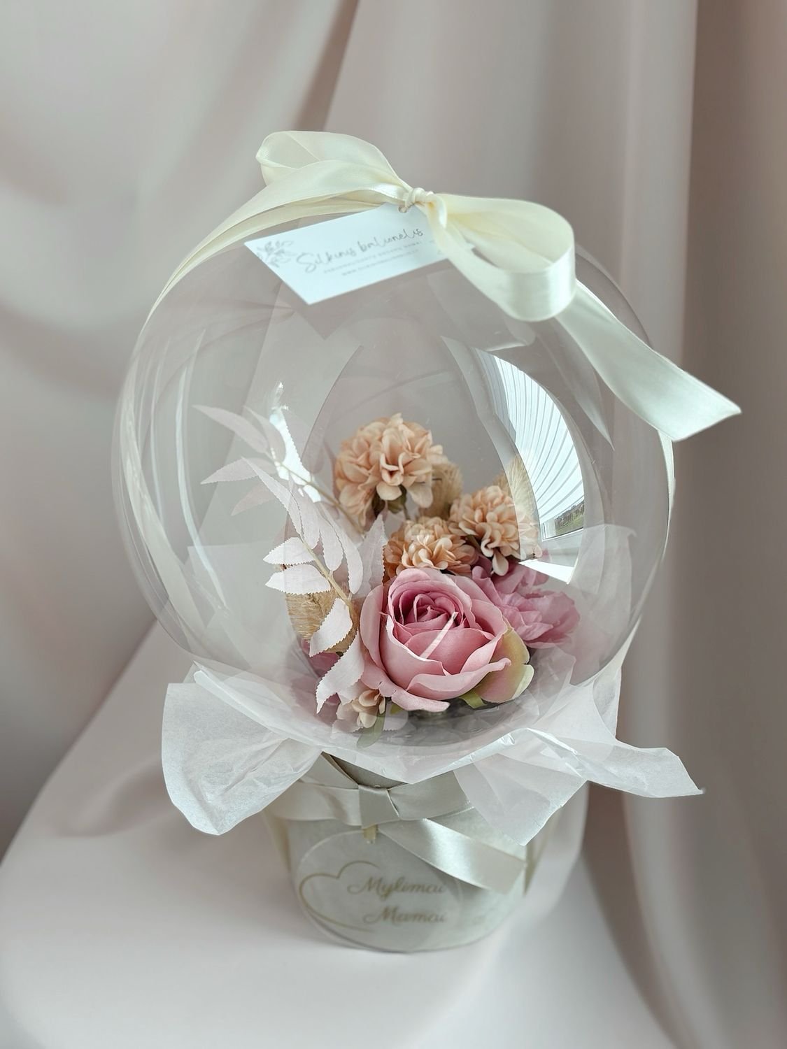 Composition - gift in a balloon - For my beloved mother