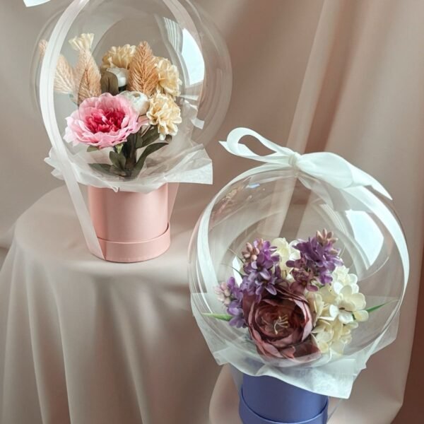 Personalized gift in a balloon - Mini Flowers