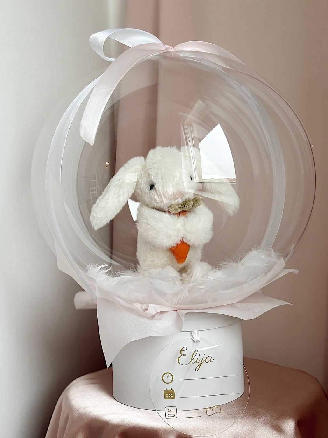 Personalized gift in a balloon - Bunny's dream